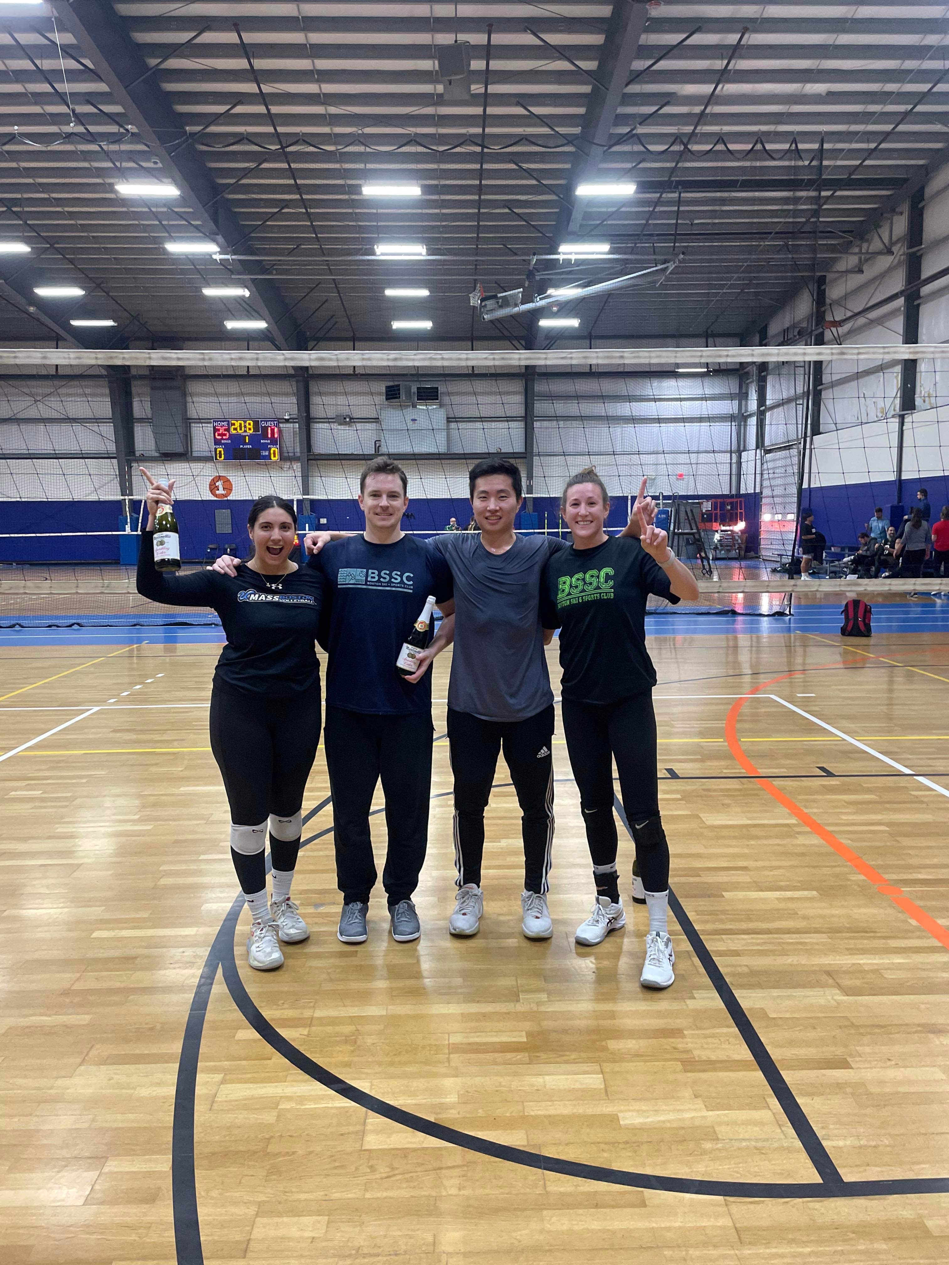 MEOW wins the 12/31 NYE 4s at TUH